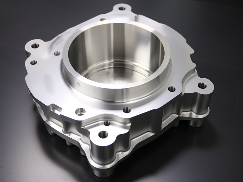 鋁合零件加工 數(shù)控CNC零件加工中的加工中心刀庫管理系統(tǒng)設(shè)計(jì)(加工中心常用的刀庫形式及適用場合)(圖2)